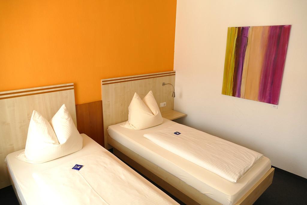 Hasi'S Hotel Grafing エクステリア 写真