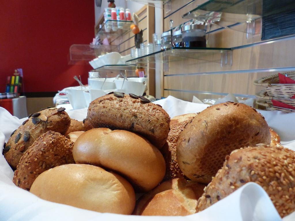 Hasi'S Hotel Grafing エクステリア 写真